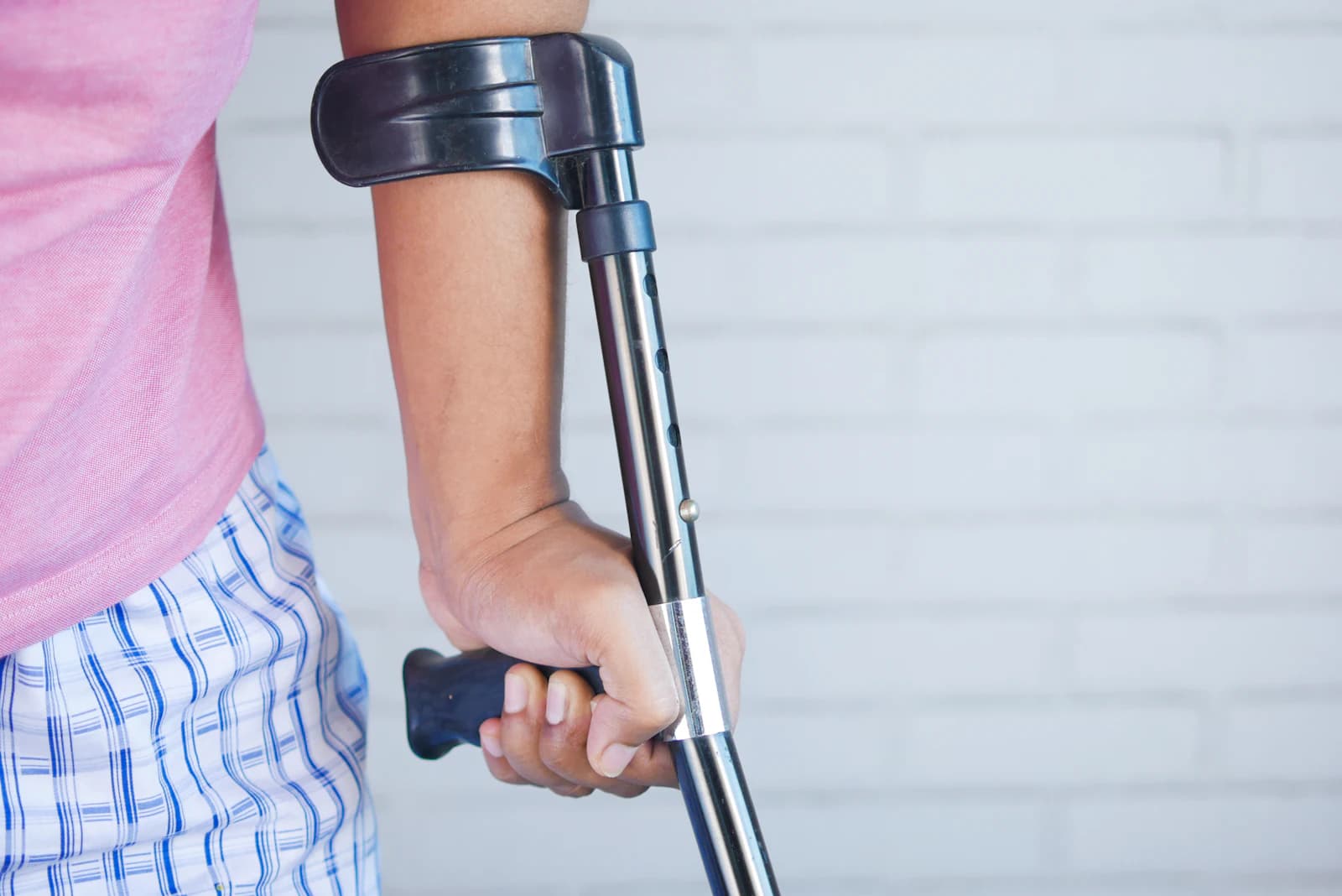 Rehabilitation After a Fracture: What Physiotherapy Does at Every Stage
